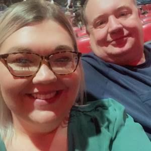 Meet your Posher, Phillip